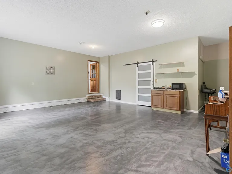 12238 Pulaski Pike — Photo 15