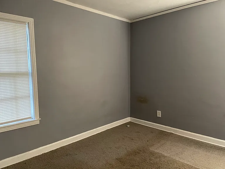 1717 Dellwood Ave — Photo 10