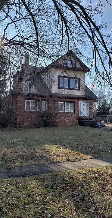 2nd image of 1035 Sherman Ave