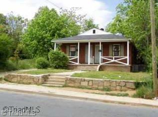 913 New Hope Ln, Winston Salem, NC 27105