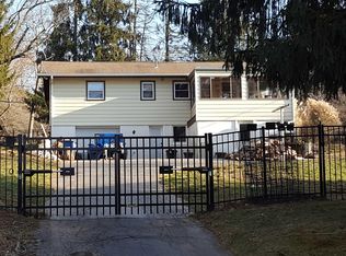 4 Glenwood Ln, Stockton, NJ 08559