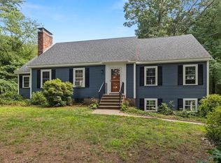 105 Valley Rd, Boxford, MA 01921