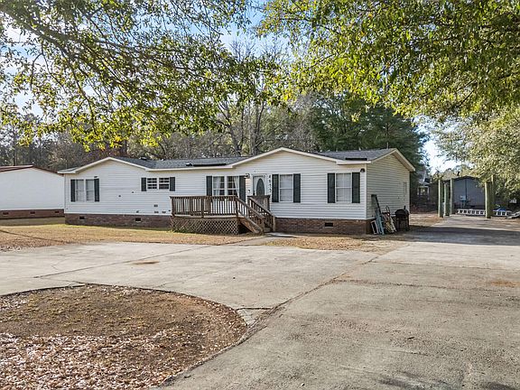 4th image of 4675 General Howe Road