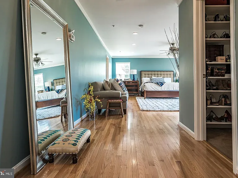 1401 Windjammer Ct — Photo 35