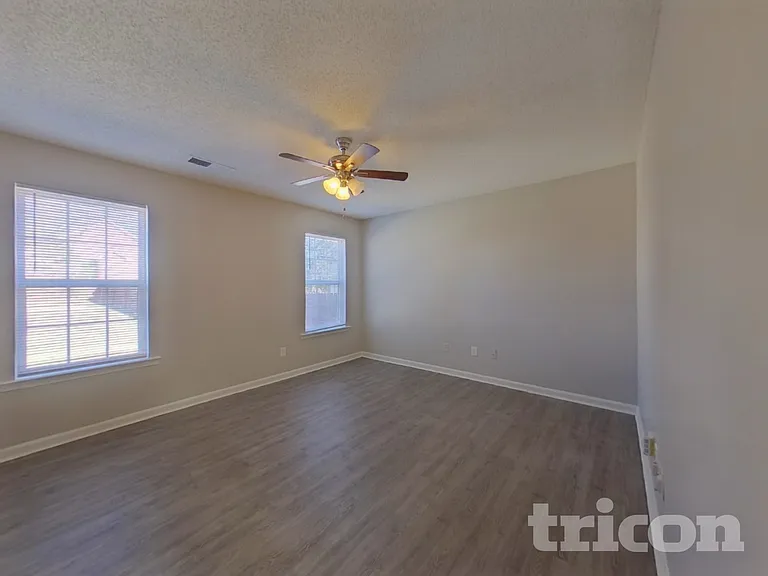 3543 Arvin Dr — Photo 7