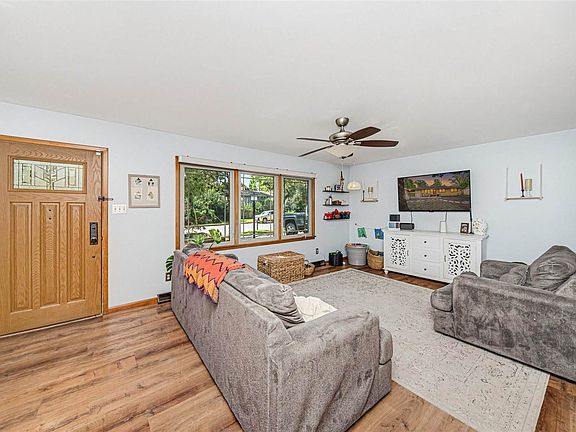 4th image of 1708 Browning Ave
