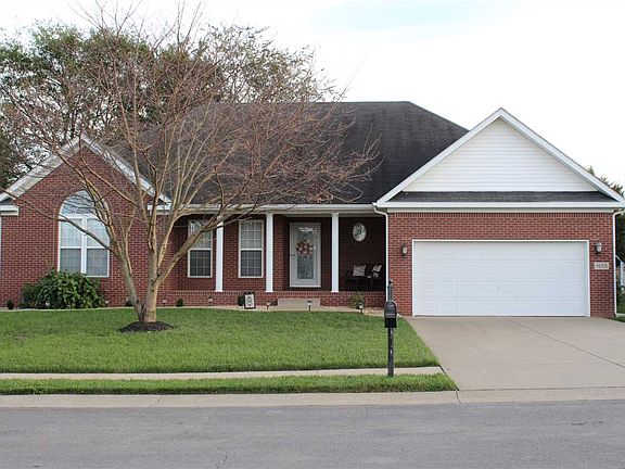 5th image of 1025 Foxglove St