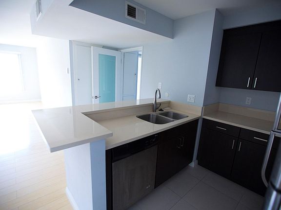 4th image of 4405 Matilija Ave APT 4