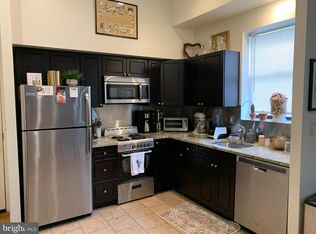 932 Pine St APT 2R, Philadelphia, PA 19107