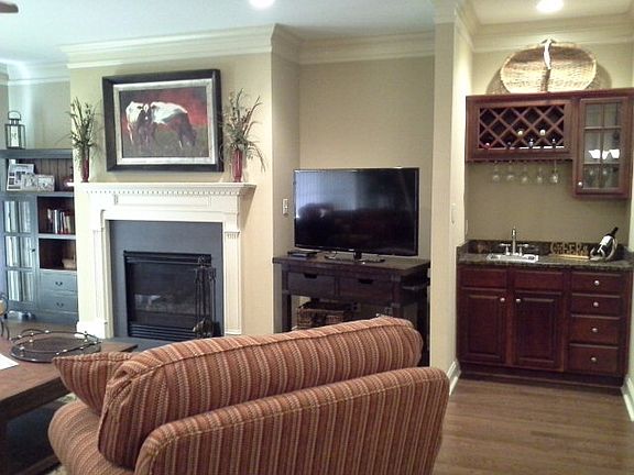 5th image of 905 Greensboro Hwy #107