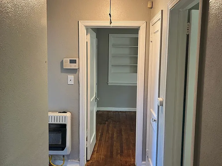 2914 Blan St — Photo 22