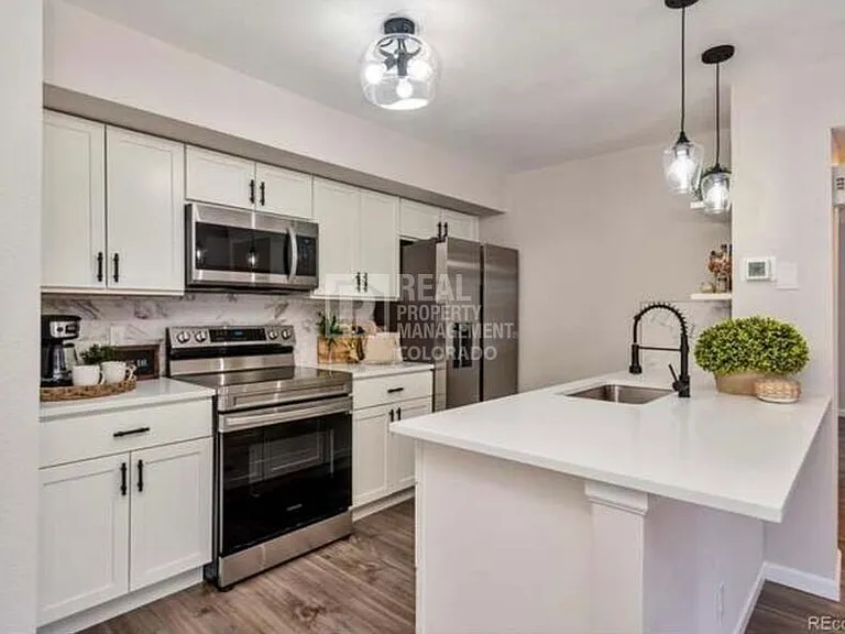 8331 S Upham Way #211 — Photo 7