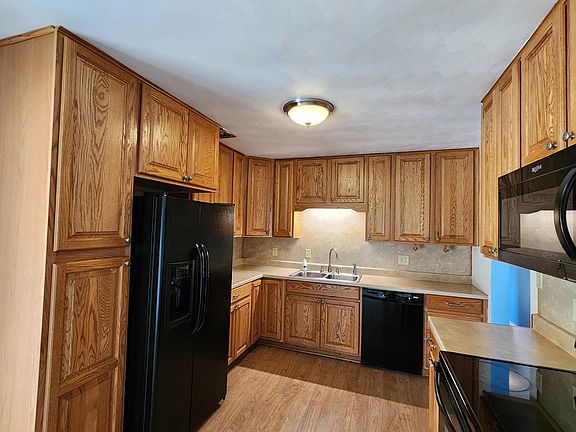 3rd image of 2709 Glenwood Avenue