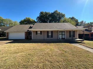 4524 Ross Rd, Memphis, TN 38141