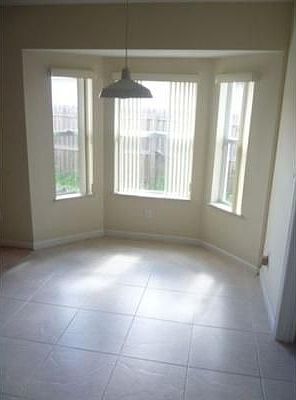 5th image of 2161 SW Salvatierra Blvd