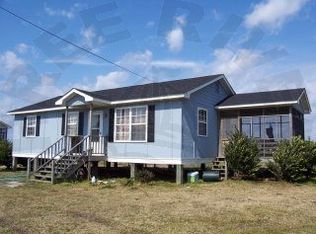 1125 Lazy Ln, Engelhard, NC 27824