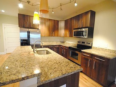 4th image of 1520-1530 S Grand Blvd #301