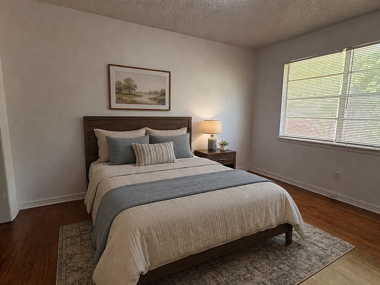 1512 Brookdale Dr — Photo 8