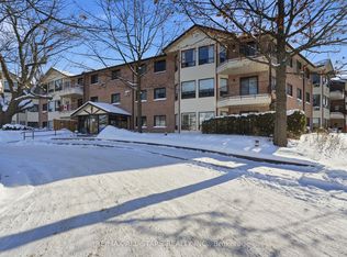 111 Grew Blvd #301, Georgina, ON L0E1L0