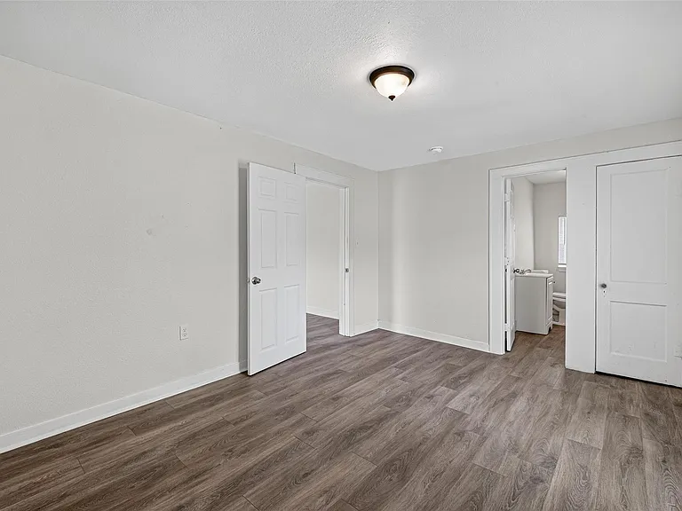 4901 Stimson St #7 — Photo 18