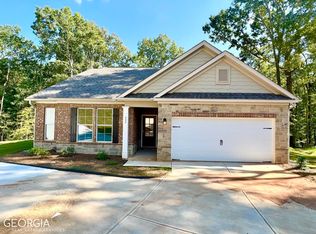 333 Darlington Dr, Ellenwood, GA