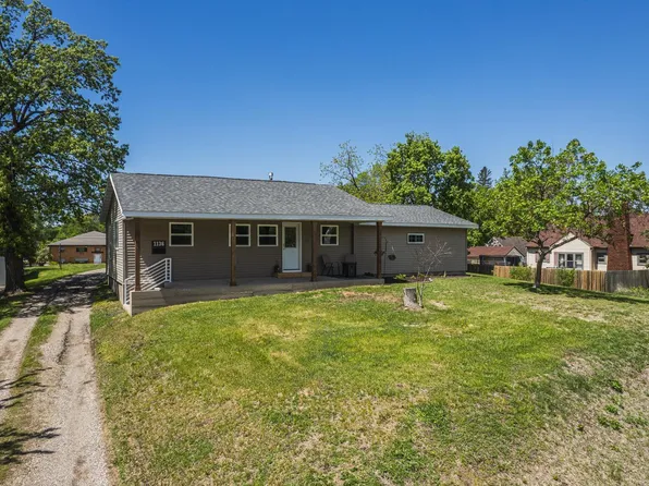 1136 Lincoln Ave, Detroit Lakes, MN 56501