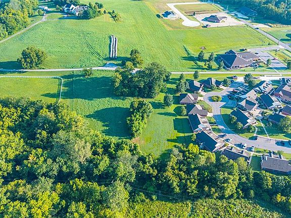 5th image of 235 Deer Creek Rd