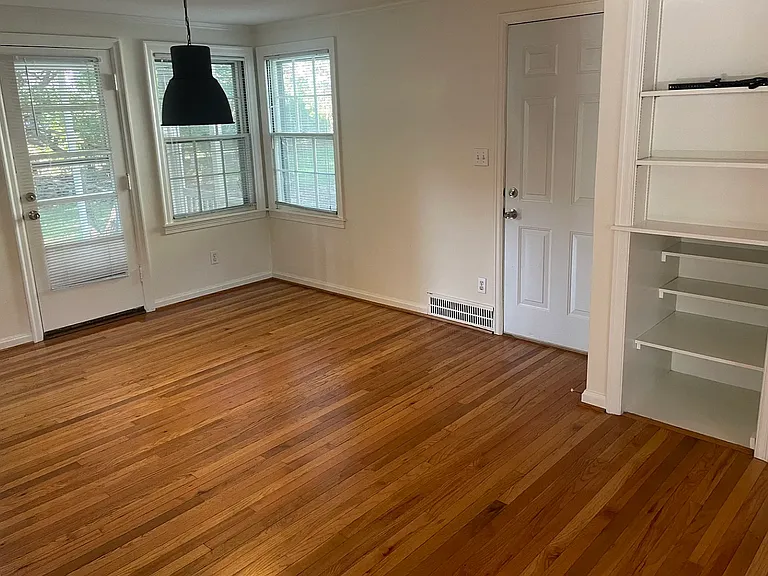4217A Oxford Rd #A — Photo 8