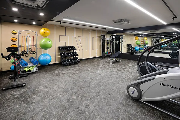 Rented by Cityside Rentals Corp | media 8