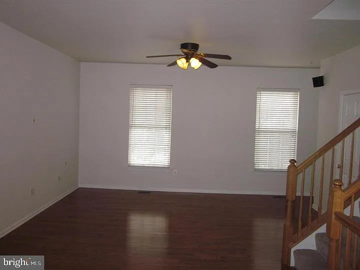 3 bed, 2.5 bath, 2176 sqft, $2,895 — Photo 4