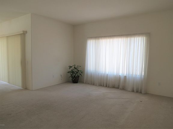 2nd image of 15974 W Quail Creek Ln