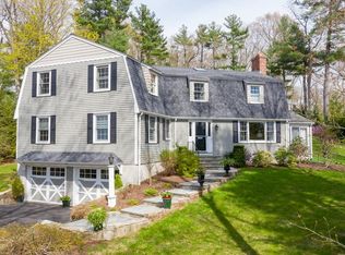60 Temple Rd, Wellesley, MA 02482