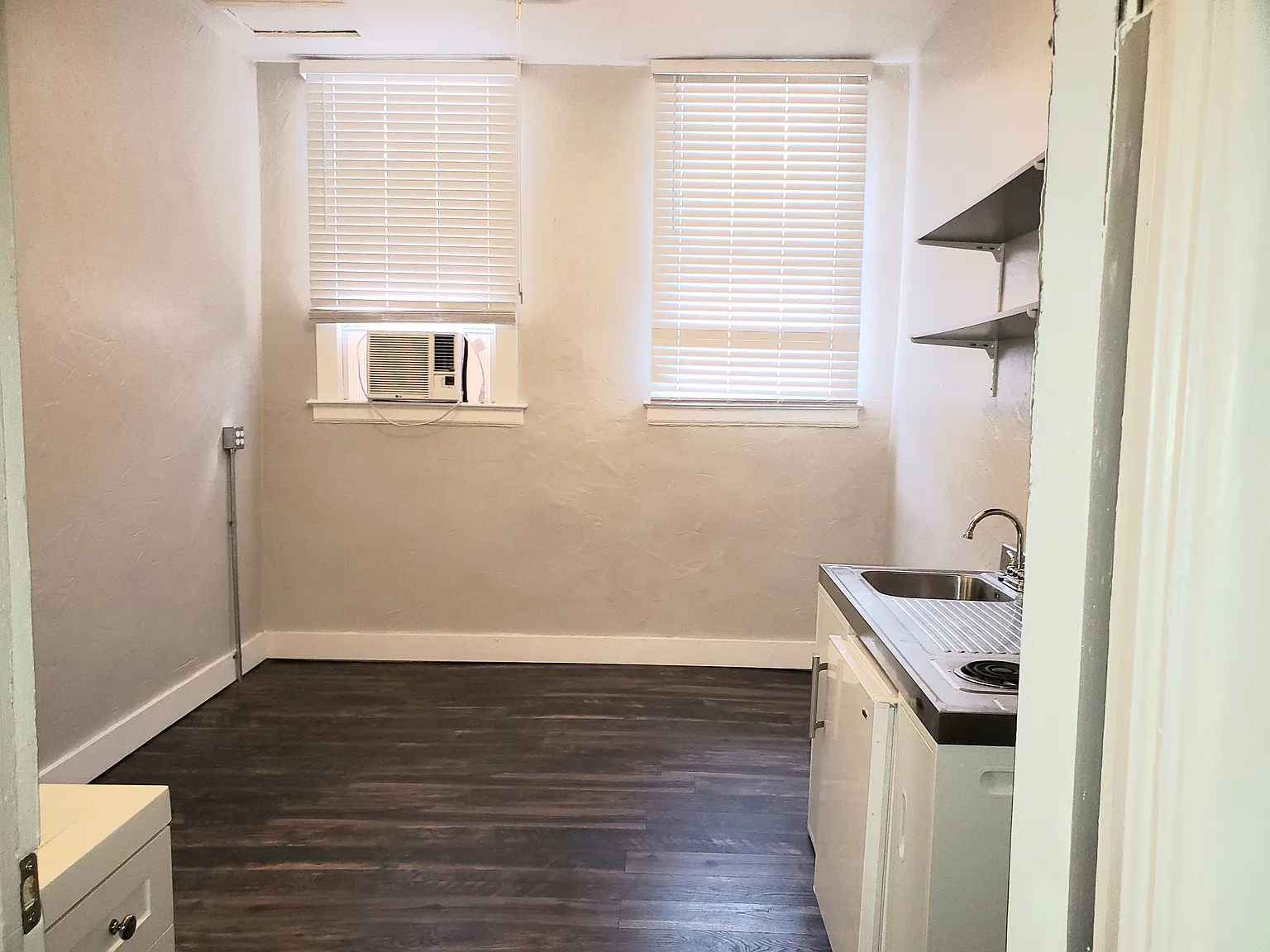 Studio, 175 sqft, $845 — Photo 2