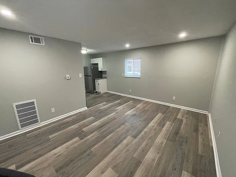 2069 Fontaine Rd #9 — Photo 13