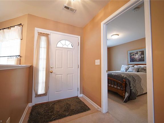 4th image of 3974 Parkview Ct