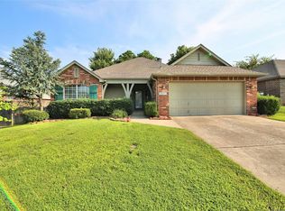 10313 E 113th Pl S, Bixby, OK 74008