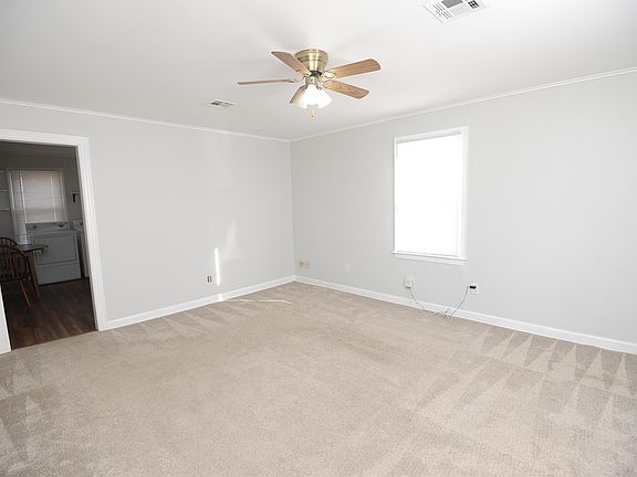 2nd image of 2118 W Sherwood Ave