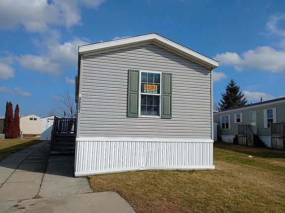 4th image of 20681 Piedmont Dr #353