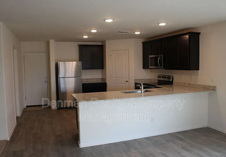 1552 E Inouye Dr — Photo 5