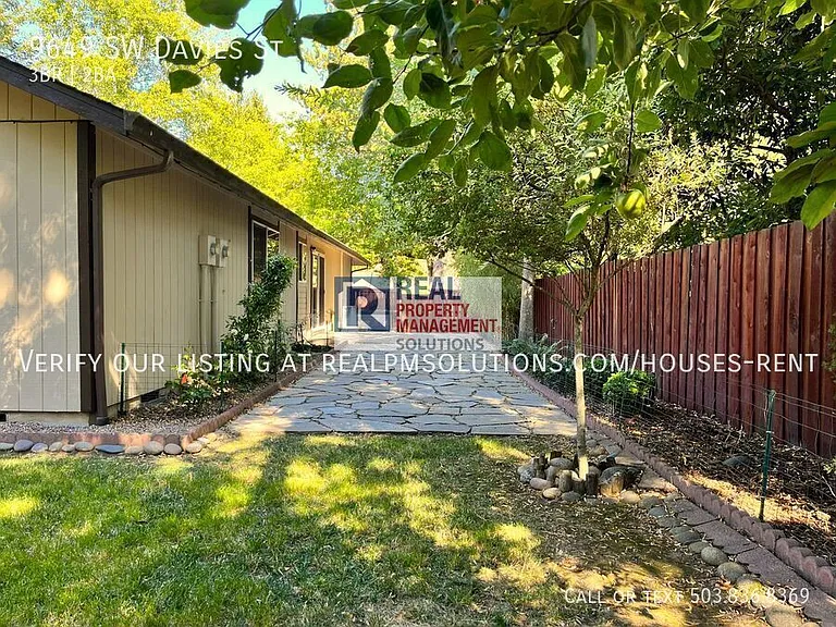 9649 SW Davies Rd — Photo 62