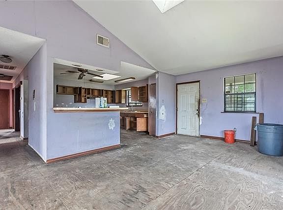 2nd image of 13116 Wales St