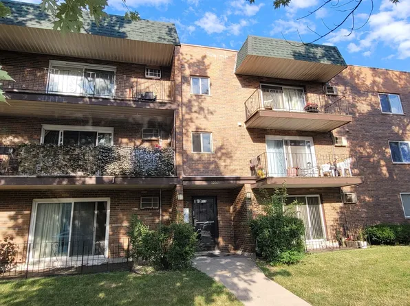 10611 Parkside Ave Unit 102, Chicago Ridge, IL 60415
