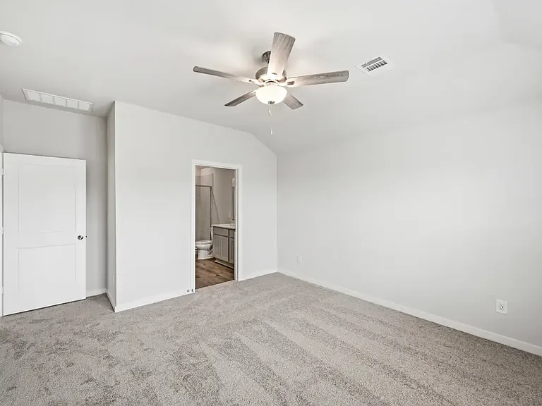 811 Brookside Dr — Photo 5