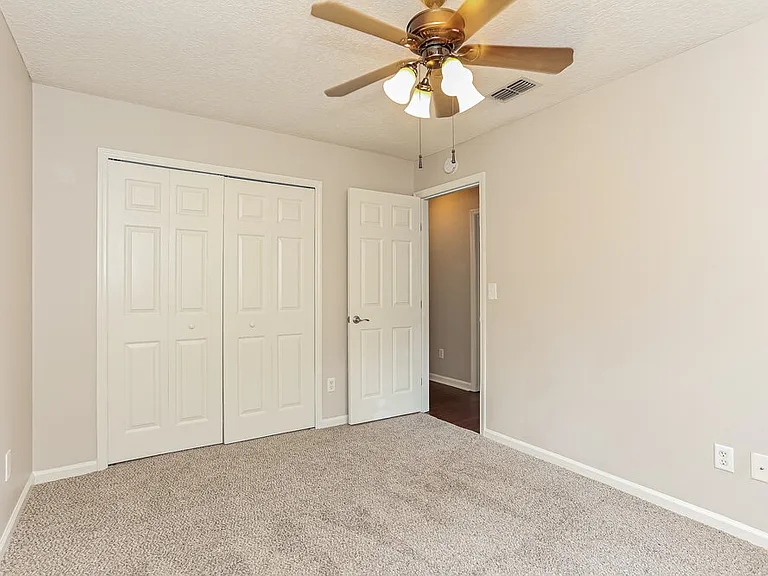 3382 Westfield Dr — Photo 17