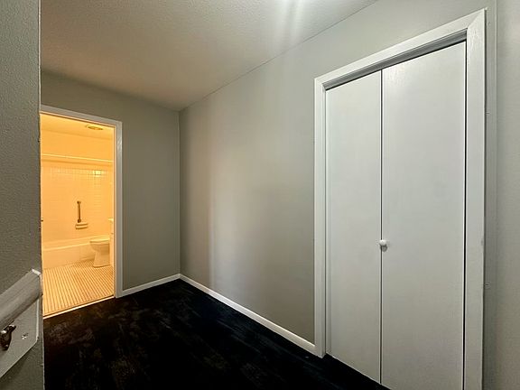 5th image of 3753 Girard Ave N #2