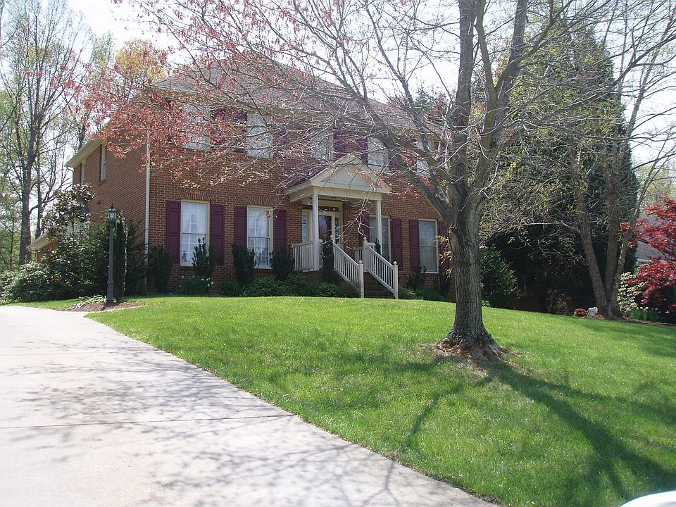 Gorgeous Georgian 2 Story