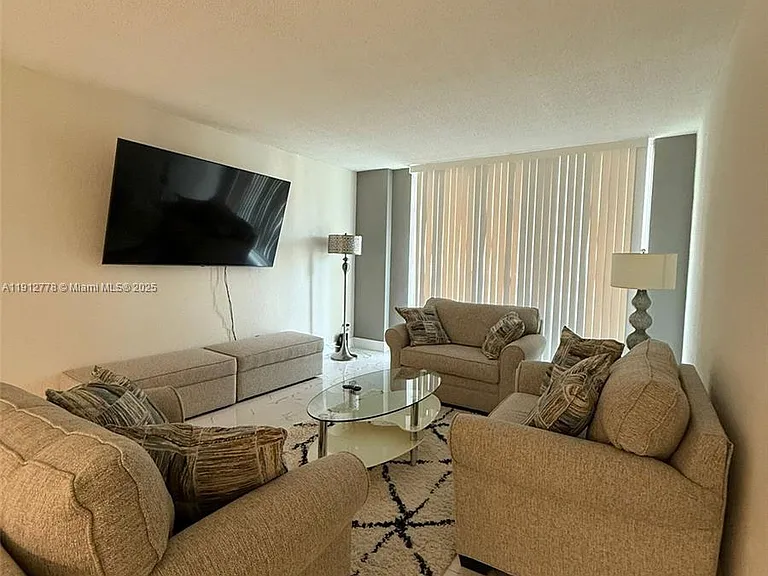 19380 Collins Ave #1209 — Photo 4