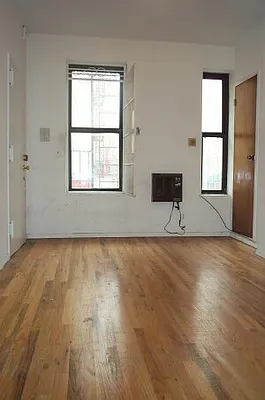 Rented by Tower Brokerage | media 14