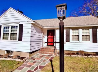 28 Bristol Ave, Swampscott, MA 01907