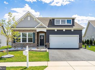 3 Raccoon Ln, Barnegat, NJ 08005